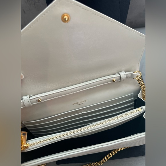 🌟SOLD🌟 NWT YSL Classic Cassandre Chain Wallet - Picture 4 of 9